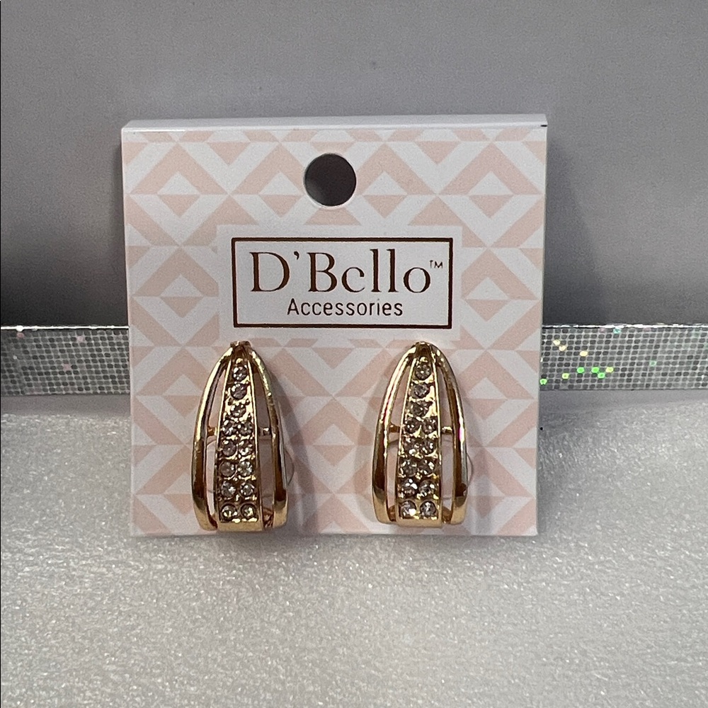 Fashion Goldtone Teardrop CZ Posts